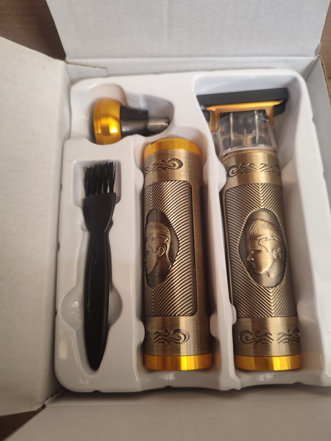 AFEITADOR PARA HOMBRES 3 EN 1